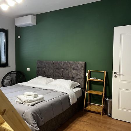 Condesa Bed and Breakfast Tirana Buitenkant foto